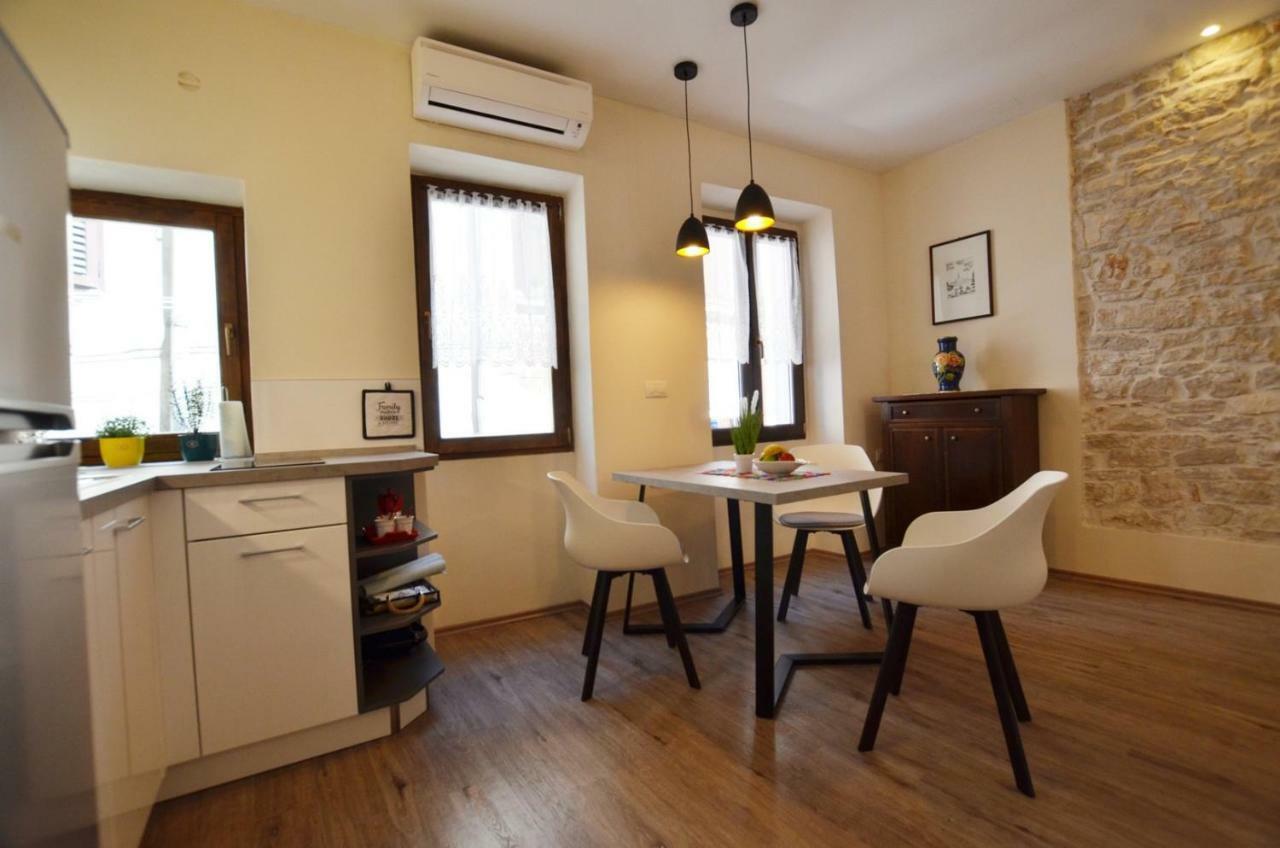 Bruno Apartment ロヴィニ エクステリア 写真