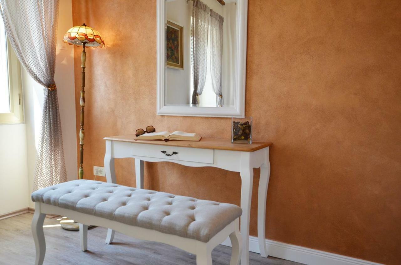 Bruno Apartment ロヴィニ エクステリア 写真